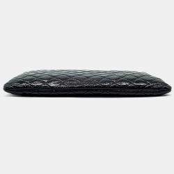 Pre Owned Chanel Black Quilted Leather O-Case Clutch