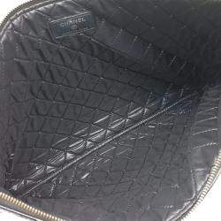 Pre Owned Chanel Black Quilted Leather O-Case Clutch