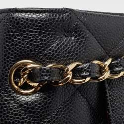 Pre Owned Chanel Black Quilted Caviar Leather Maxi Classic Double Flap Bag