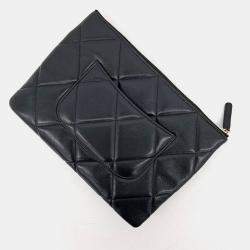 Pre Owned Chanel 19 New Medium Clutch