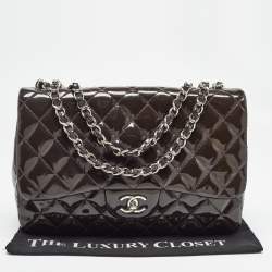 مملوكة مسبقًا Chanel Plum Quilted Patent Leather Jumbo Classic Single Flap Bag
