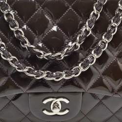 مملوكة مسبقًا Chanel Plum Quilted Patent Leather Jumbo Classic Single Flap Bag