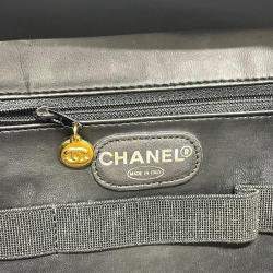 Chanel Black Leather CC Filigree Top Handle Bag