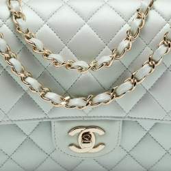 Pre Owned Chanel Green Iridescent Quilted Leather Medium Classic Double Flap Bag