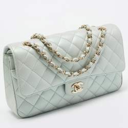 Pre Owned Chanel Green Iridescent Quilted Leather Medium Classic Double Flap Bag