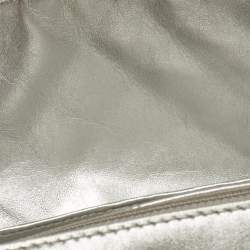 Pre Owned Chanel Silver Quilted Leather Classic 226 Reissue 2.55 Flap Bag 