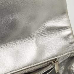 Pre Owned Chanel Silver Quilted Leather Classic 226 Reissue 2.55 Flap Bag 