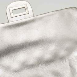 Pre Owned Chanel Silver Quilted Leather Classic 226 Reissue 2.55 Flap Bag 