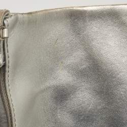 Pre Owned Chanel Silver Quilted Leather Classic 226 Reissue 2.55 Flap Bag 