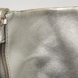 Pre Owned Chanel Silver Quilted Leather Classic 226 Reissue 2.55 Flap Bag 