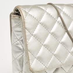 Pre Owned Chanel Silver Quilted Leather Classic 226 Reissue 2.55 Flap Bag 