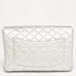 Pre Owned Chanel Silver Quilted Leather Classic 226 Reissue 2.55 Flap Bag 