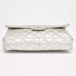 Pre Owned Chanel Silver Quilted Leather Classic 226 Reissue 2.55 Flap Bag 