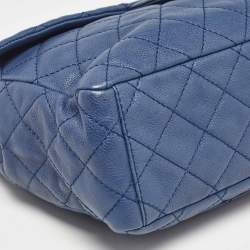 Pre Owned Chanel Blue Quilted Caviar Leather Maxi Classic Single Flap Bag