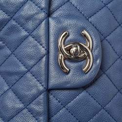 Pre Owned Chanel Blue Quilted Caviar Leather Maxi Classic Single Flap Bag