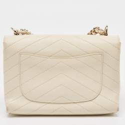 Pre Owned Chanel Cream Chevron Leather Medium Coco Envelope Flap Bag