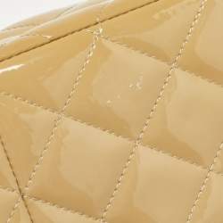 Pre Owned Chanel Cream Quilted Patent Leather Jumbo Classic Double Flap Bag