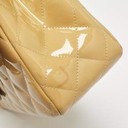 Pre Owned Chanel Cream Quilted Patent Leather Jumbo Classic Double Flap Bag