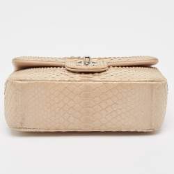 Pre Owned حقيبة شانيل كلاسيك جلد وردي مبطن صغيرة بقلاب مزدوج