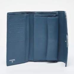 Pre Owned Chanel Blue Quilted Leather Trifold Wallet