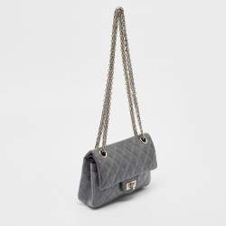 Pre Owned Chanel Blue Quilted Leather Classic 224 Reissue 2.55 Flap Bag