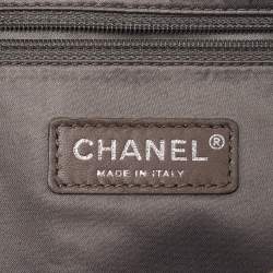 Pre Owned Chanel Gold Drill Perforated Leather 2.55 Reissue Classic Flap Bag