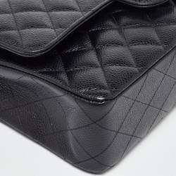 Pre Owned Chanel Black Quilted CaviarLeather Medium Classic Double Flap Bag