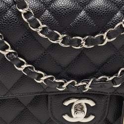 Pre Owned Chanel Black Quilted CaviarLeather Medium Classic Double Flap Bag