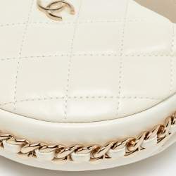 Pre Owned Chanel Off White Quilted Leather Mini Chain Around Hobo