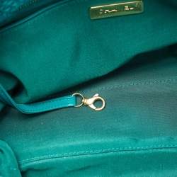 مملوكة مسبقًا حقيبة يد شوبير شانيل متوسطة تويد أخضر