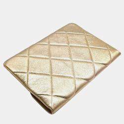 Pre Owned Chanel 19 flap clutch