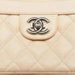 Pre Owned Chanel Beige Quilted Leather Boy Vanity Case Bag
