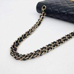 Pre Owned Chanel Caviar Classic Medium bag