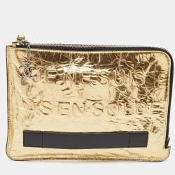 Pre Owned Chanel Metallic Gold Crinkled Leather Je Ne Suis Pas En Solde Clutch