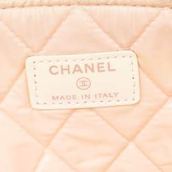 Pre Owned Chanel White Quilted Canvas Coco Cuba O-Case Clutch