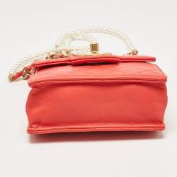Pre Owned Chanel Red Quilted Leather Vertical Pearl Chain Clutch