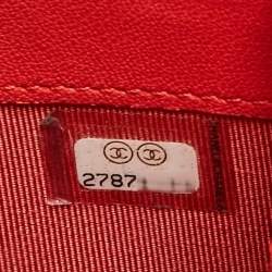 Pre Owned Chanel Red Quilted Leather Vertical Pearl Chain Clutch