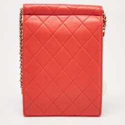 Pre Owned Chanel Red Quilted Leather Vertical Pearl Chain Clutch