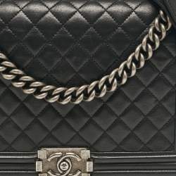Pre Owned Chanel Black Quilted Leather New Medium Boy Bag