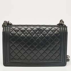 Pre Owned Chanel Black Quilted Leather New Medium Boy Bag