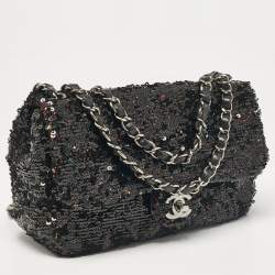 Pre Owned حقيبة شانيل كلاسيك جلد أسود مبطن صغيرة بقلاب مزدوج