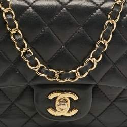 Pre Owned Chanel Black Quilted Leather Mini Classic Flap Bag