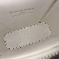 مملوكة مسبقًا حقيبة شانيال فانتي كروس بودي جلد كافيار