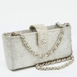 مملوكة مسبقًا Chanel Silver Lizard Phone Holder Chain Clutch