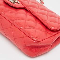 Pre Owned Chanel Red Quilted Caviar Leather East/West Classic Flap Bag