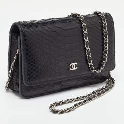 مملوكة مسبقًا Chanel Black Python Flap CC Wallet On Chain