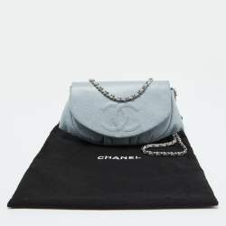 مملوكة مسبقًا Chanel Light Blue Caviar Leather Half Moon Wallet On Chain