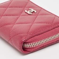 Pre Owned Chanel Red Quilted Caviar Leather CC Compact Wallet