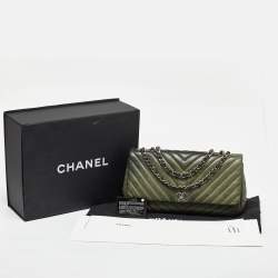 Pre Owned Chanel Green Leather Surpique Chevron Large Flap Bag