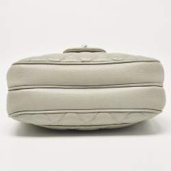 Pre Owned حقيبة شانيل قلاب يربان كومبانيون صغيرة جلد كافيار مبطنة زرقاء ستون